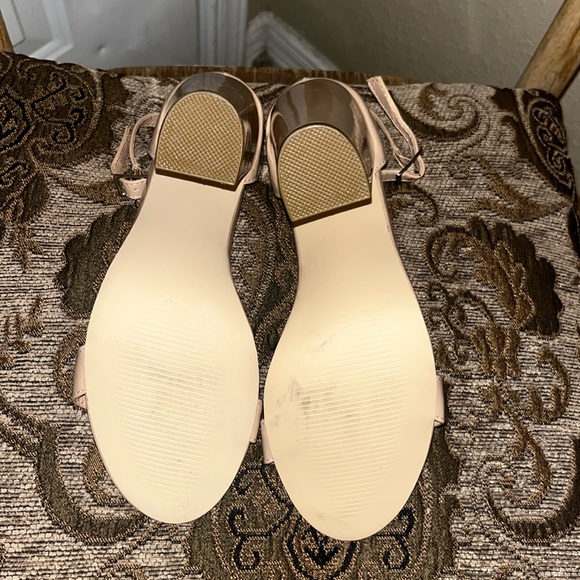 Shoe Dazzle Stilettos - Picture 3 of 3